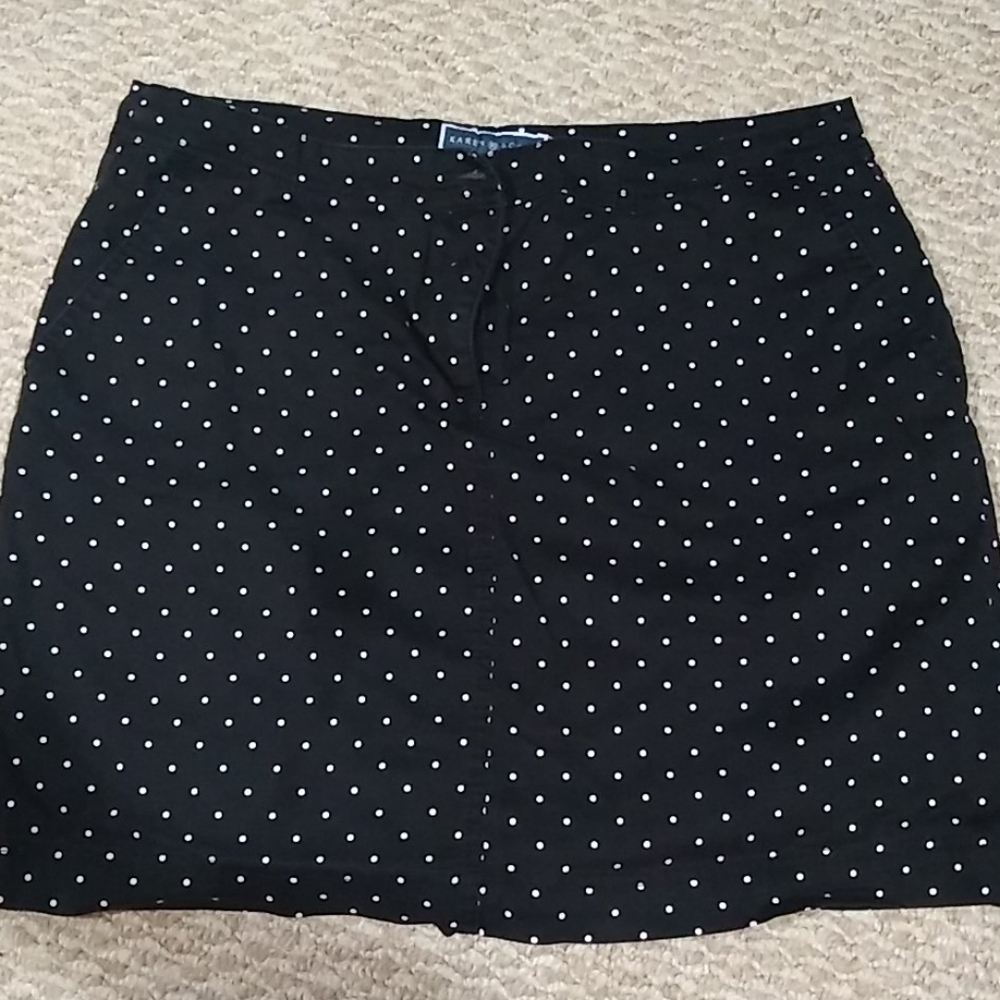 Black and white polka dot SKORT